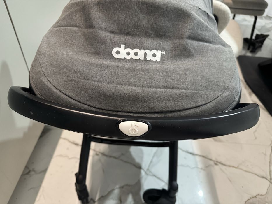 Продам коляску Doona