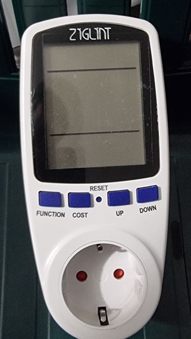 Прибор за измерване на консумираната енергия/ватметър/