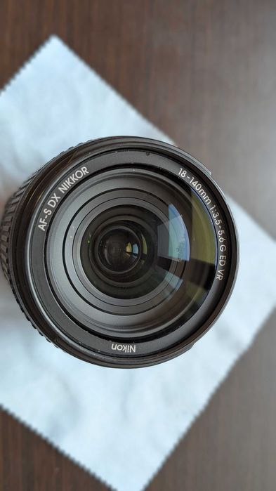 Obiectiv Nikon AF-S DX NIKKOR 18-140mm f/3.5-5.6G ED VR