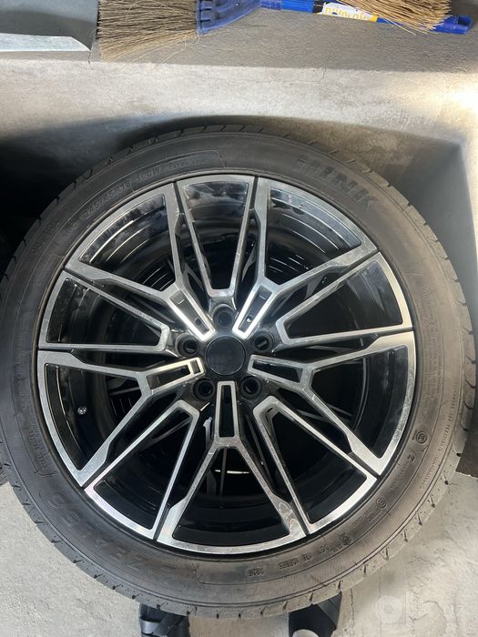 Шына и диски 245/45 R18