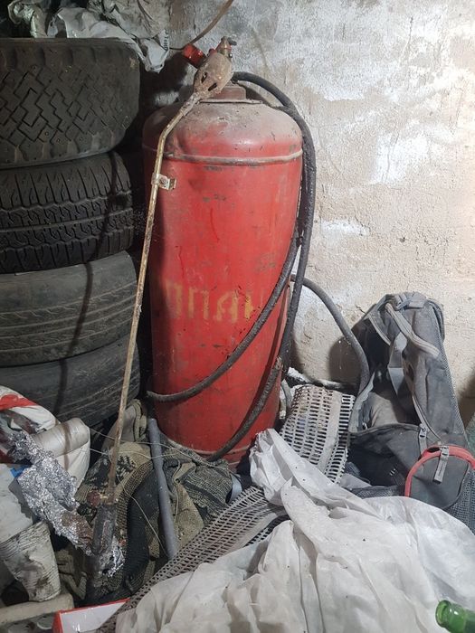 Продам б,у газ балон