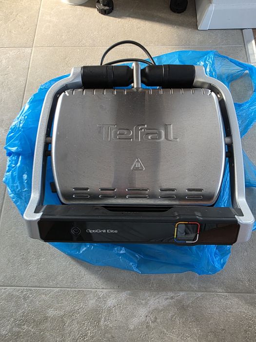 Vand grill electric Tefal,optigrill elite GC750D30 ,folosit f putin !