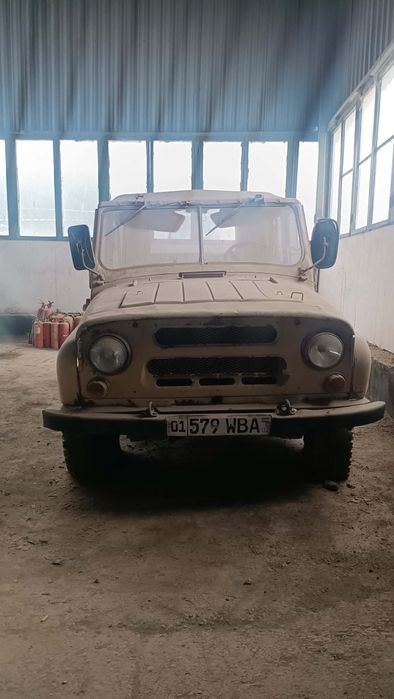 Сотилади: УАЗ автомобили (йўлтанламас)