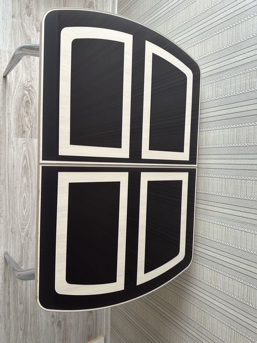 Продам куханный стол