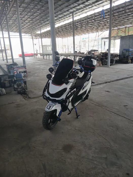 Мопед макси срочно