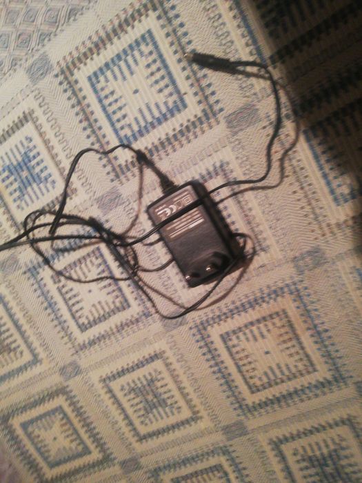 Блоки питания для роутера Huawei продам в количестве 2 штук