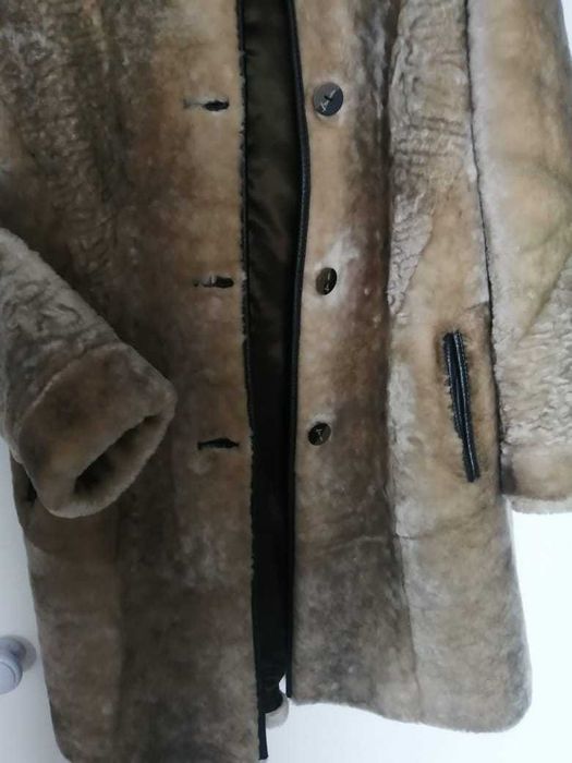 Продам мутоновую шубу