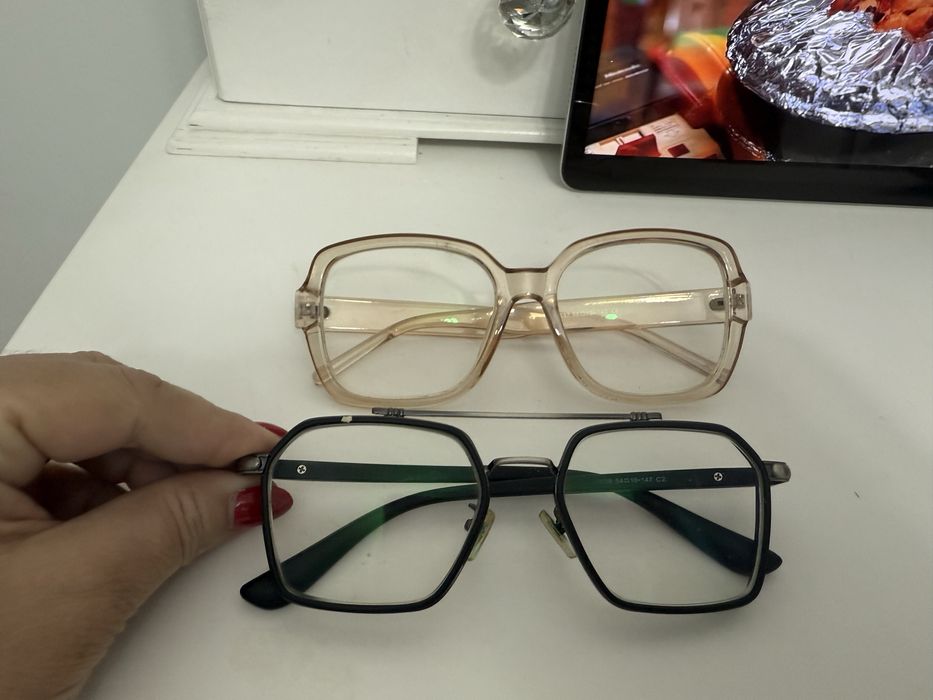 Продам две оправы