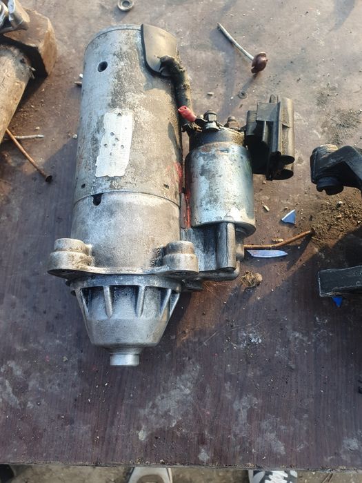 Vând turbina ,alternator ,și electromotor  ford focus 18 tdci