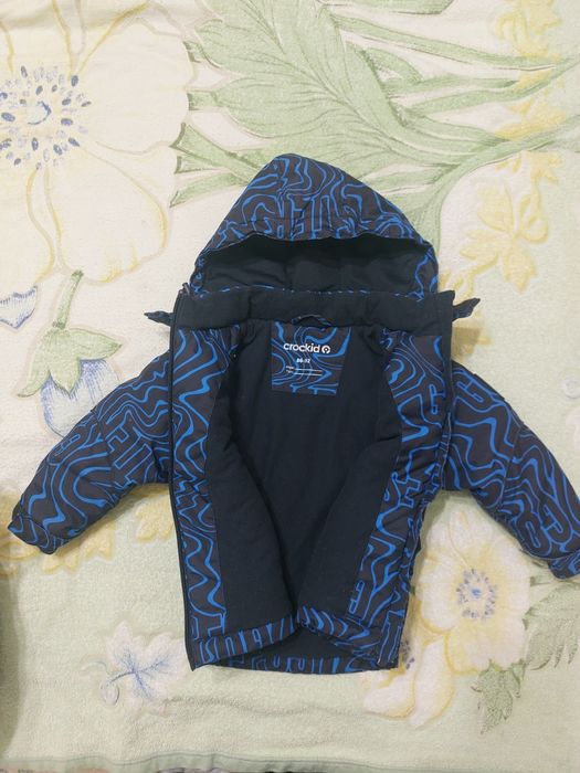 Продам зимний комбинезон детский