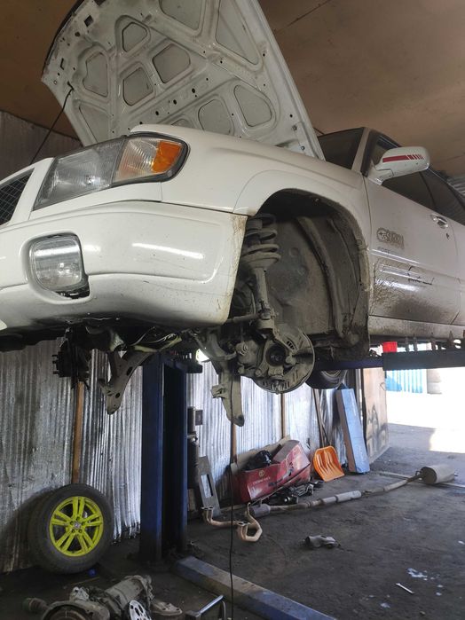 Subaru forester SF5