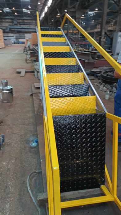 scari / balustrade / copertine / grill / container / spatii depozitare
