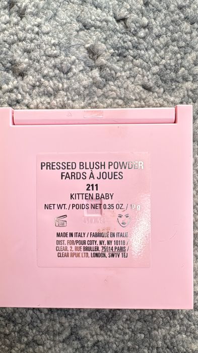 Различни гримове