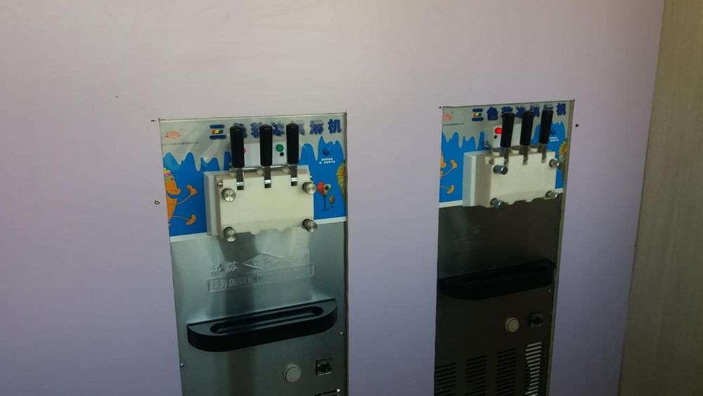 Продам мороженое аппарат фригомат 380w