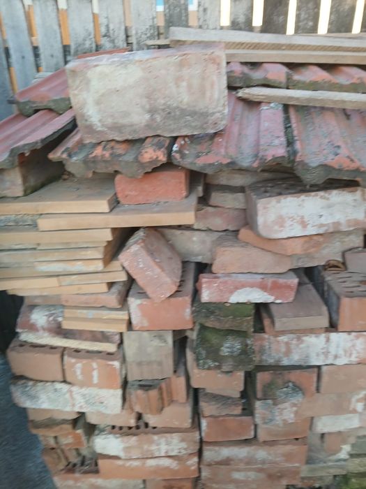 Cărămidă din Demolări / 400 Bucăți