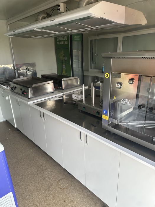 Rulota comerciala fast food