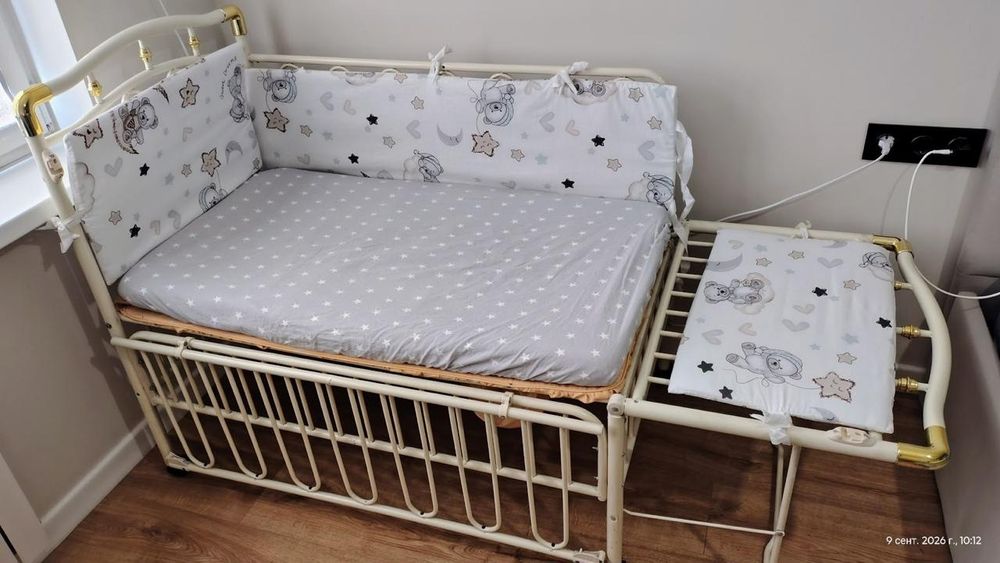 Продам детскую кроватку