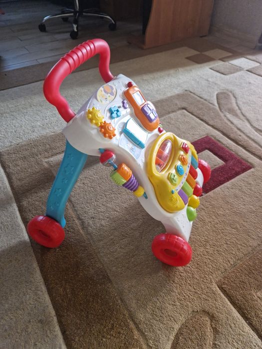 Ходунки  для первых шагов