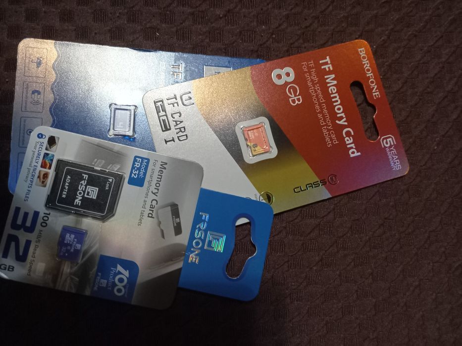 Флэшки Micro SD 4, 8, 32 GB (новые)
