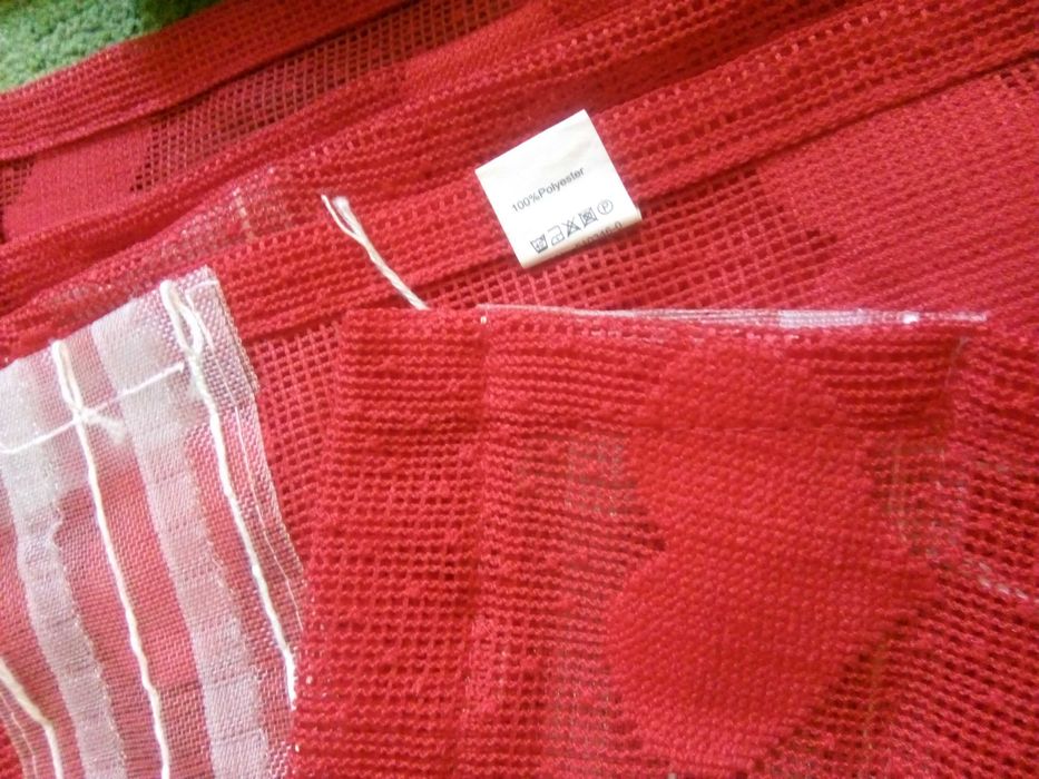 Нова цена!Комплект пердета, 3 бр , червени със сърца