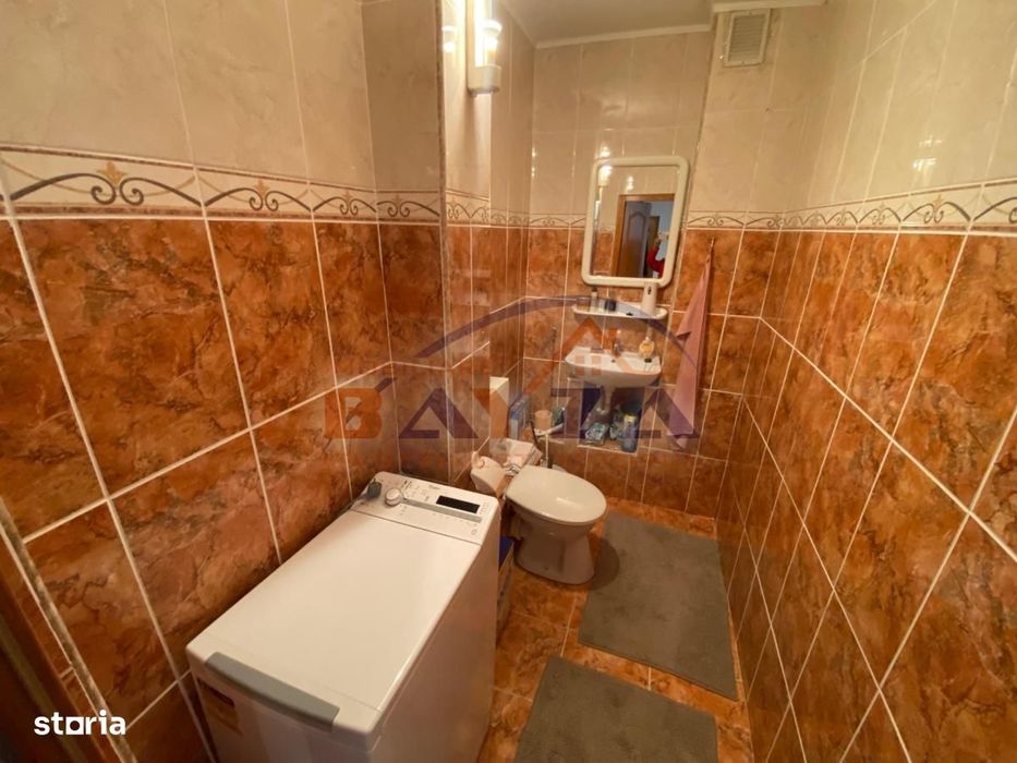 Strada Vasile Alecsandri apartament 4 camere, 93 mp utili, garaj