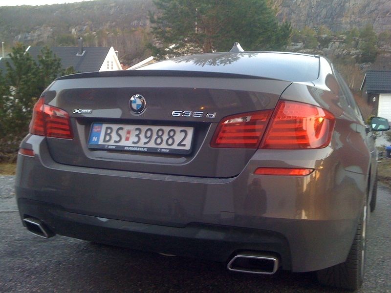 Difuzor Evacuare Ornament Toba BMW  m550i F10 F11 M550d