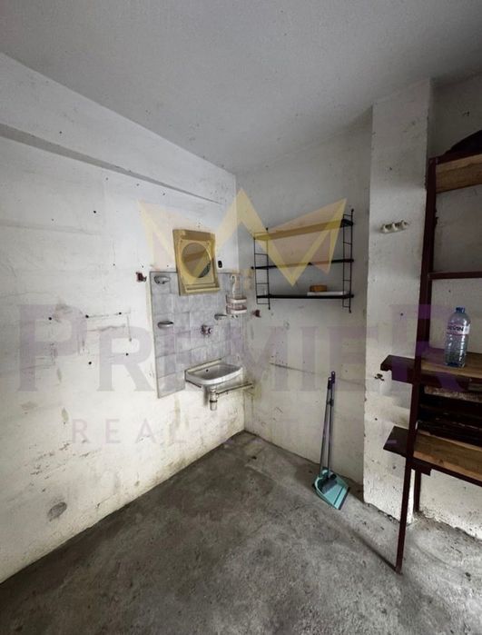 Дава се под наем Гараж / Паркомясто в Варна, Лятно кино Тракия - 19 кв.м за 163.2 € - Снимка #3