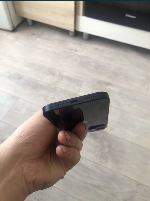 IPhone 13 с гарантием