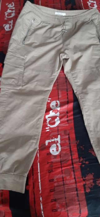 Pantaloni barbați Review