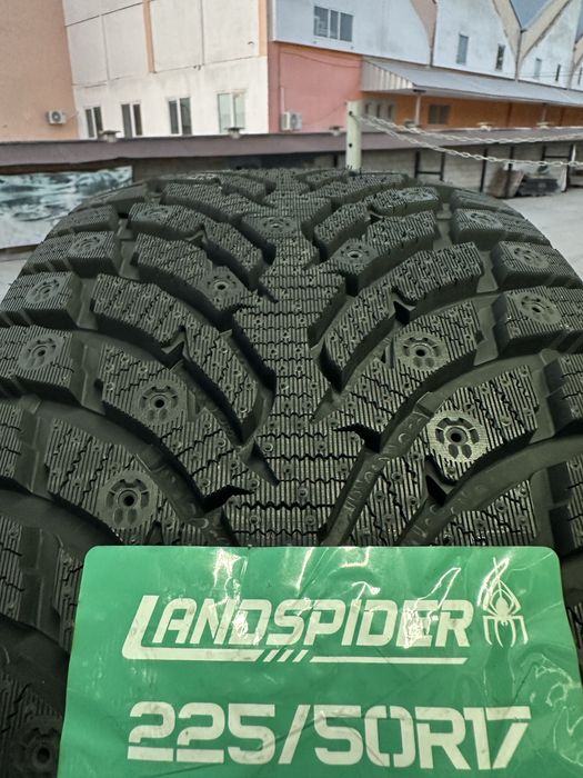 Нови зимни гуми LANDSPIDER ARCTICTRAXX 225/50R17 98T XL БОРД 2255017