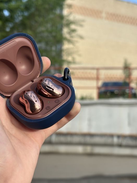 Galaxy buds Live