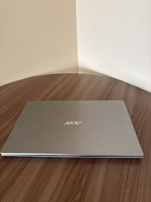 Асер Core i5-8 В Отличном состояний