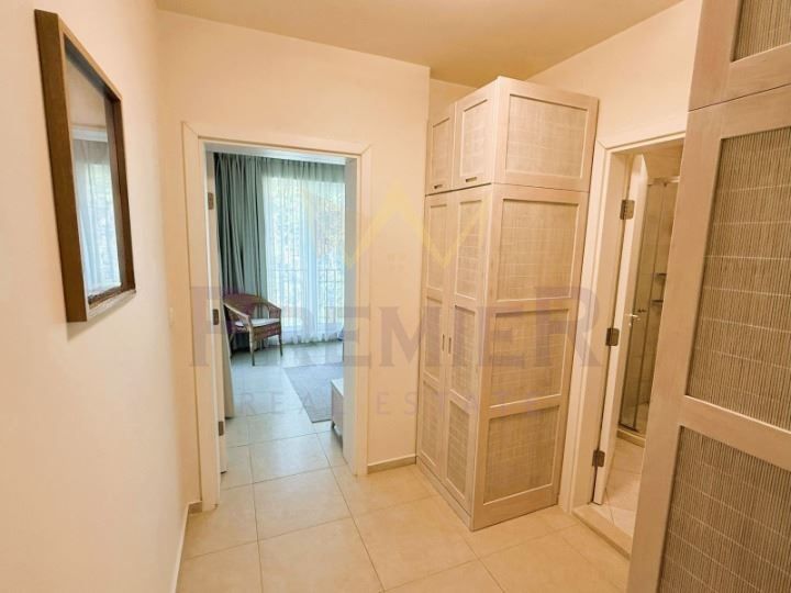 Дава се под наем Двустаен апартамент в Варна, Център - 75 кв.м за 797.64 € - Снимка #6