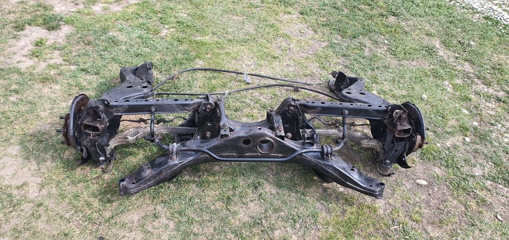 Punte spate completa nissan qashqai J10 2006 - 2014