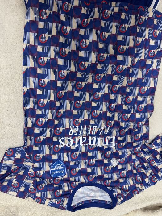 Продам футбольную форму ФК Арсенал сезон 22/23