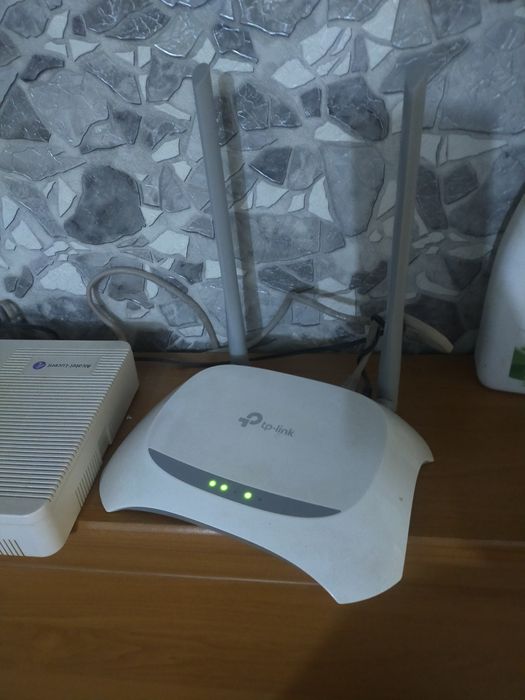 Продам два роутера за 20000тен