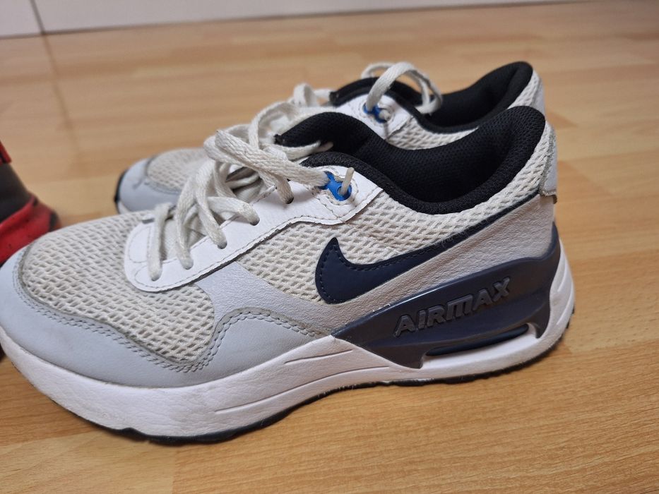 Adidasi nike, champuons,shaq