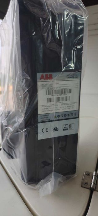 Зарядна станция за ЕЛЕКТРОМОБИЛ ABB Terra AC Wallbox Оригинален аксесоар от Toyota