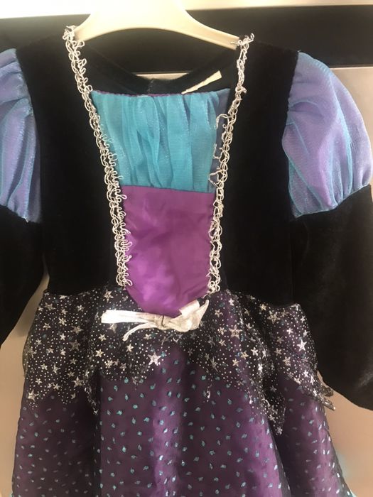 Rochita 4-6 ani noua impecabila