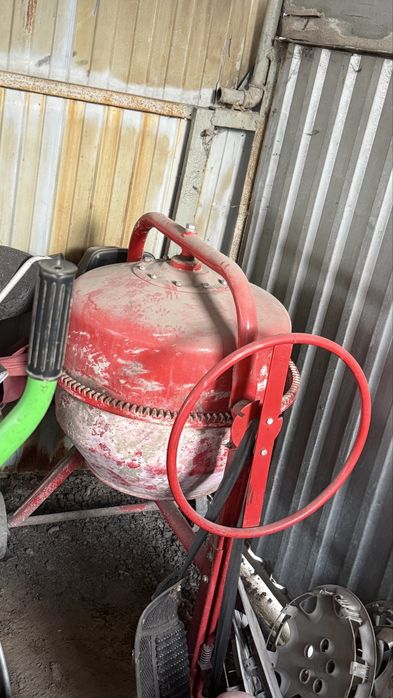 Продам Бетономешалка