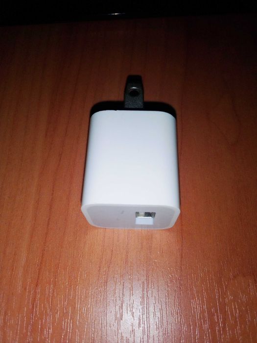 Oригинaльная зарядкa Aррlе