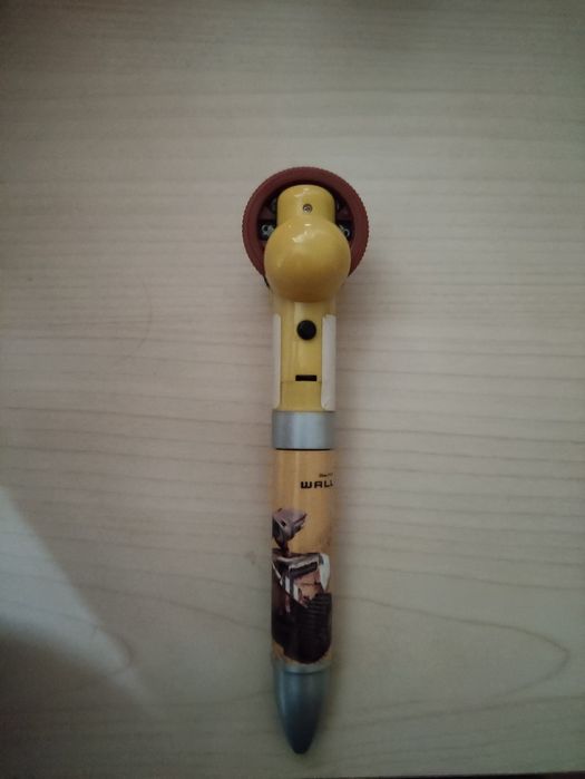 Pix Disney Pixar wall e cu proiecție diapozitive