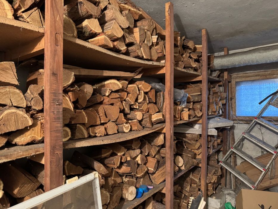 5 кубика акация (салкъм) нацепени и сухи готови за зимата