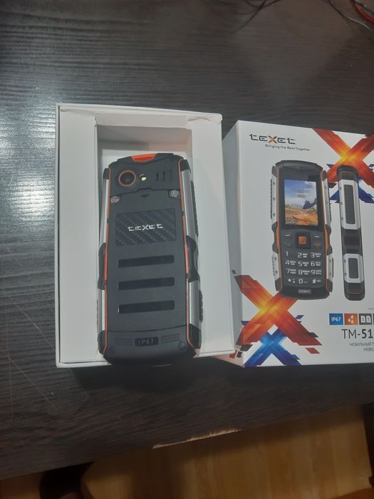 Телефон ( новый) ТМ-513R