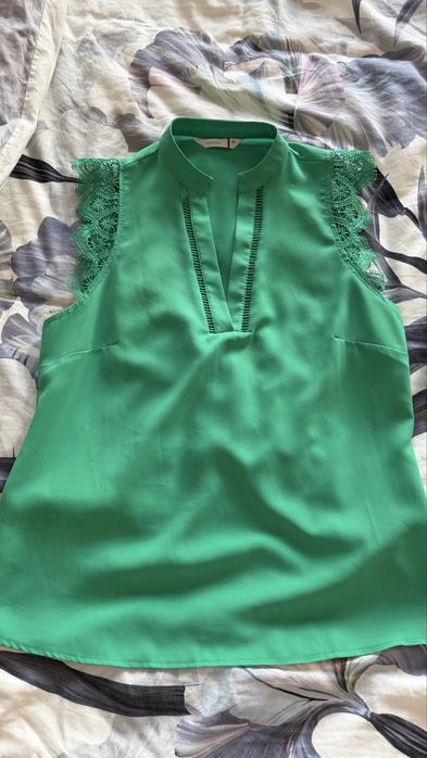 Отдам женские вещи