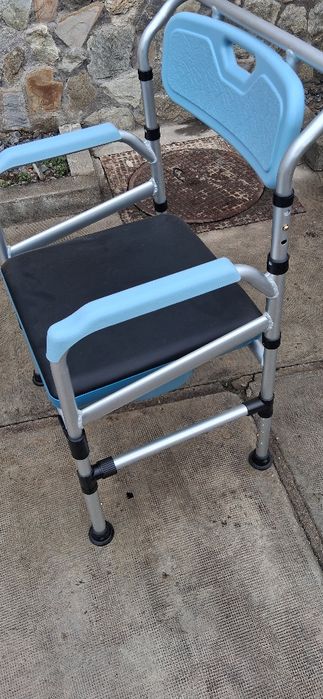 Wc       mobil     aluminiu