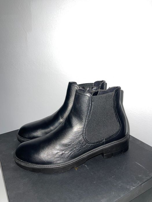 Vand incaltaminte din piele