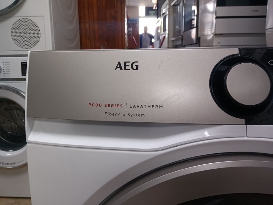 Сушилня с термопомпа Аег Aeg Series 9000 А+++ 8кг. 2 години гаранция!