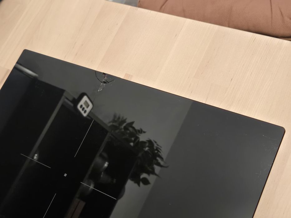 Plita inductie Ikea (Electrolux) functionala dar sticla ciobita