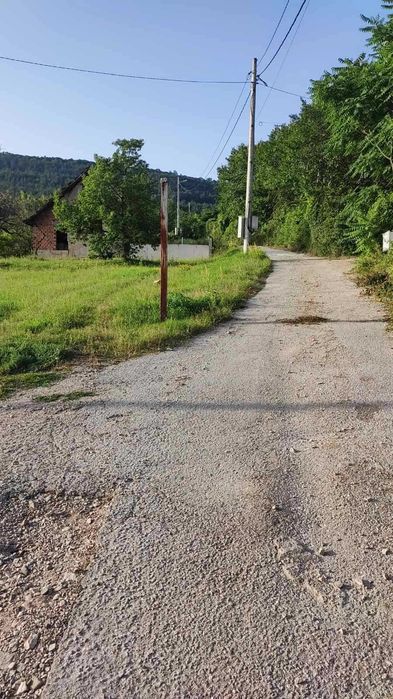 Парцел гр.Севлиево  1500 кв м местност Крушевски баир,южен